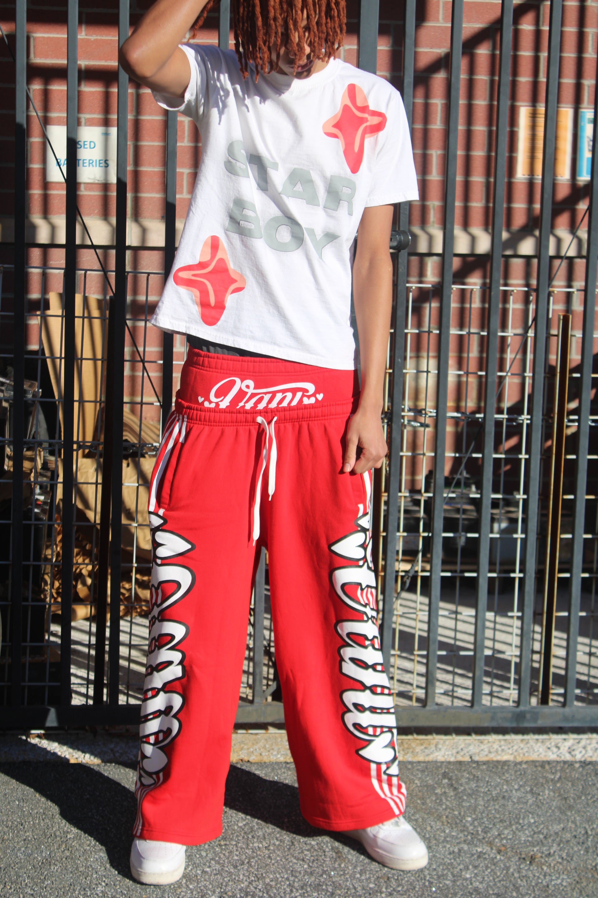 " Love Kills Sweats " Red "